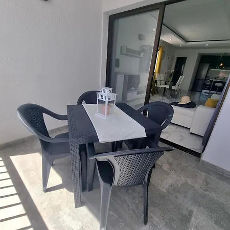 Playa Torviscas 2-bed, 2-bath With Pools & Jacuzzi Apartamento