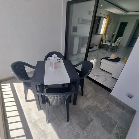 Apartamento Playa Torviscas 2-bed, 2-bath With Pools & Jacuzzi *
