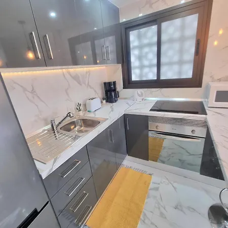 Apartamento Playa Torviscas 2-bed, 2-bath With Pools & Jacuzzi Costa Adeje (Tenerife)