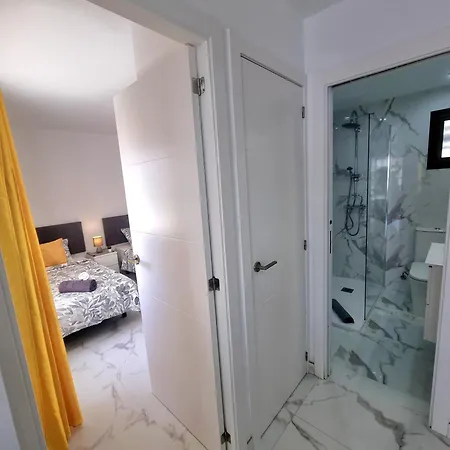 Playa Torviscas 2-bed, 2-bath With Pools & Jacuzzi * Costa Adeje (Tenerife)