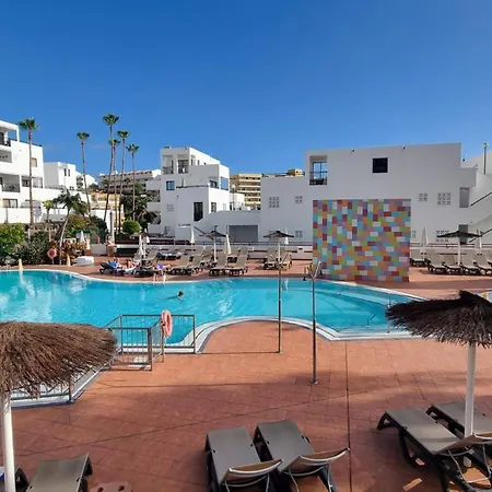 Apartamento Playa Torviscas 2-bed, 2-bath With Pools & Jacuzzi