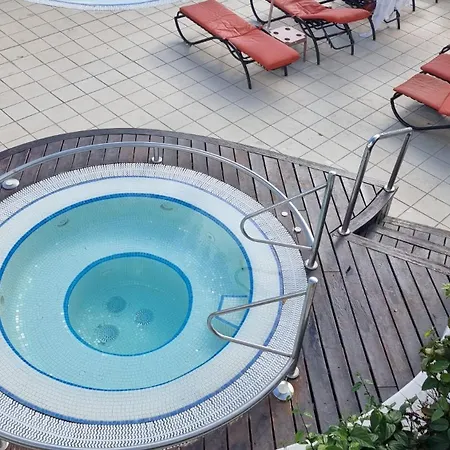 Apartamento Playa Torviscas 2-bed, 2-bath With Pools & Jacuzzi Costa Adeje (Tenerife)